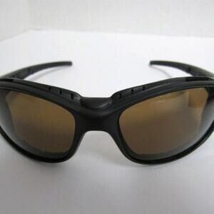 Uvex Safety Eyewear by Honeywell . UVEX Livewire S2601HS